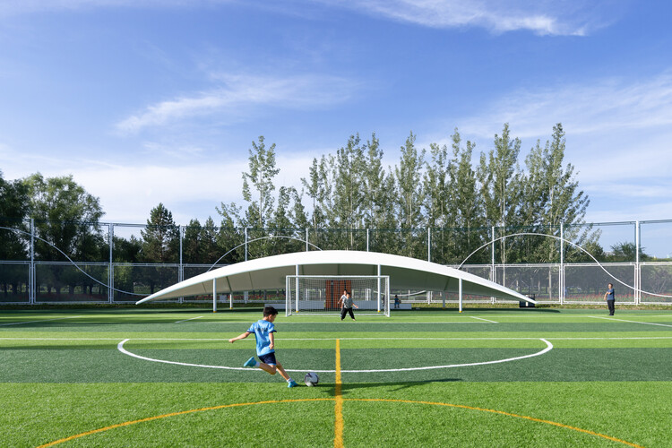 佩杜拉：米兰尚未敲定迈尼昂续约，后者仍然可能在赛季末离队